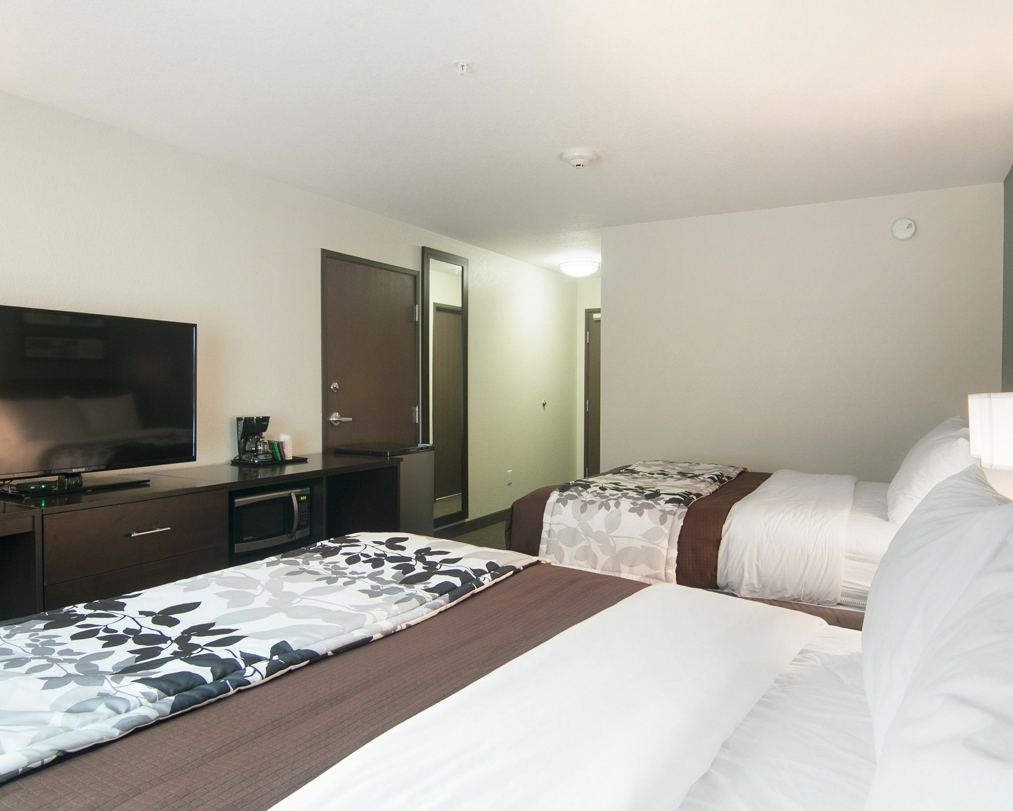 Sleep Inn & Suites Ames Near Isu Campus Exteriör bild